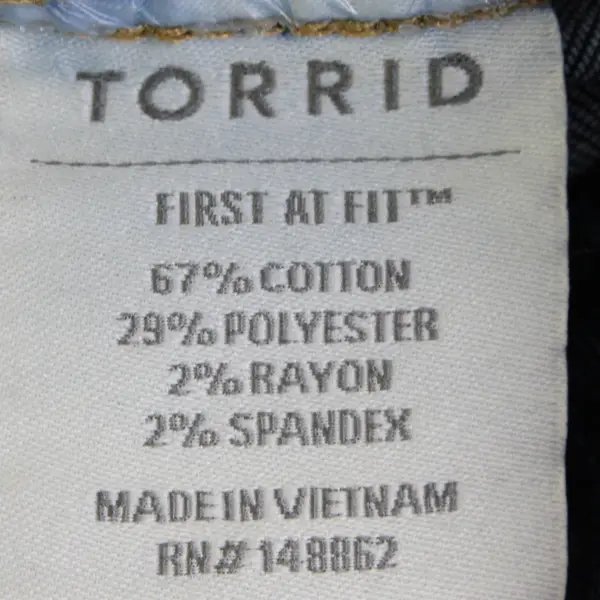 Torrid Women's 2 Plus Medium Wash Button Up Long Sleeve Denim Jacket