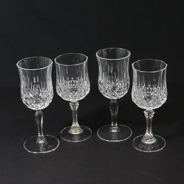 Set of 4 Cristal D'Arques Longchamp 5 3/4 oz  Crystal Wine Glasses 6.5" 
