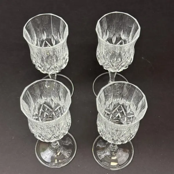 Set of 4 Cristal D'Arques Longchamp 5 3/4 oz  Crystal Wine Glasses 6.5" 