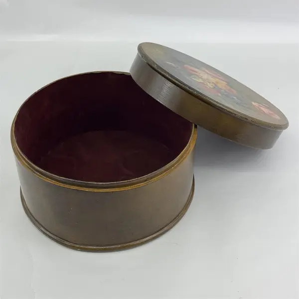 Vintage Hand Painted Wood Victorian Hat Box Floral Pattern 11" Diameter