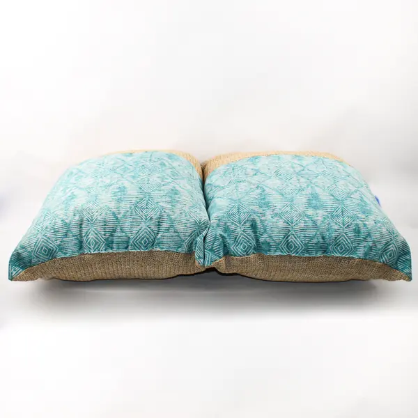 Lot of 2 Allen & Roth 21" x 18" Indoor/Outdoor Throw Pillows Beach Rare