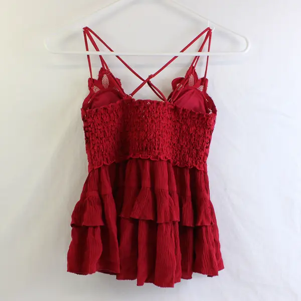  Zenana Women's S Red Lace Tiered Ruffle Peplum Cami Adjustable Strap Tank Top