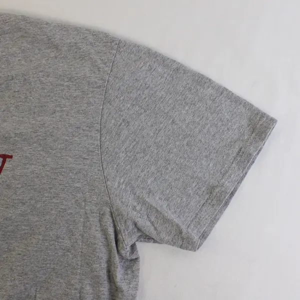 Delta Soft Disney Adult XL Gray/Red Mickey Graphic Short Sleeve T-Shirt