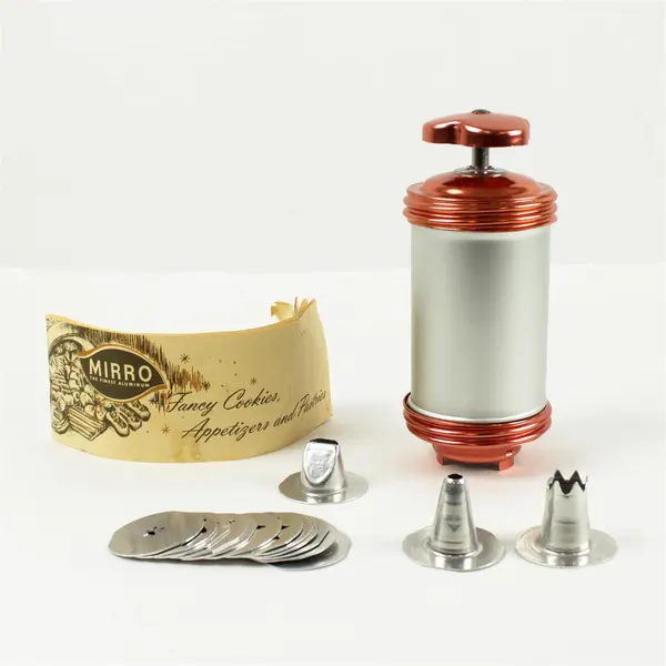 MIRRO Aluminum Cookie-Pastry Press 3 Tips 12 Discs w/Recipe Booklet