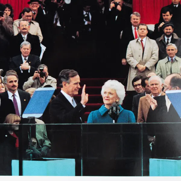 1989 President George H.W. Bush Inauguration Official Photo 8X10