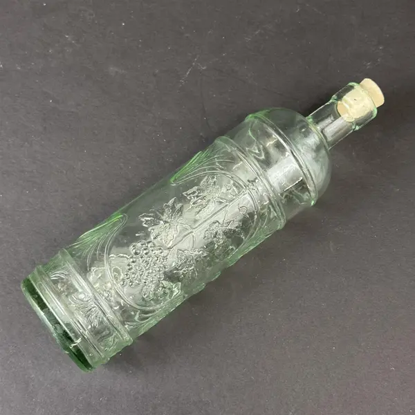9.5" Green Tint Williams Sonoma Glass Bottle W Cork And Embossed Grapes Spain