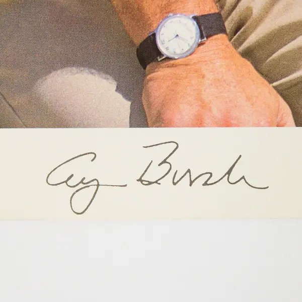 George H.W. Bush Barbara Bush Portrait Photo Autopen Signed