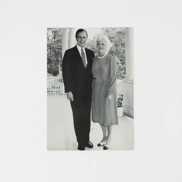 President George H.W. Bush First Lady Barbara Bush 5X7 Portrait BW Photo 