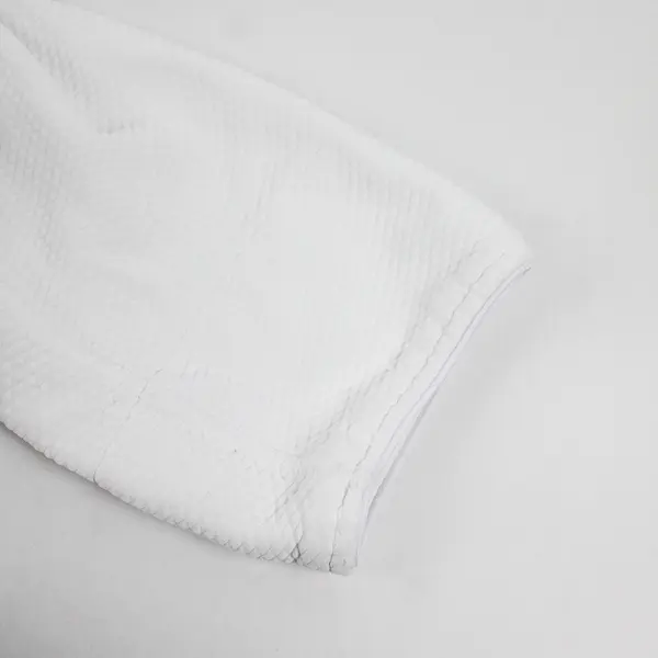 Le Montreux White Cotton Blend Robe Adult Size Medium