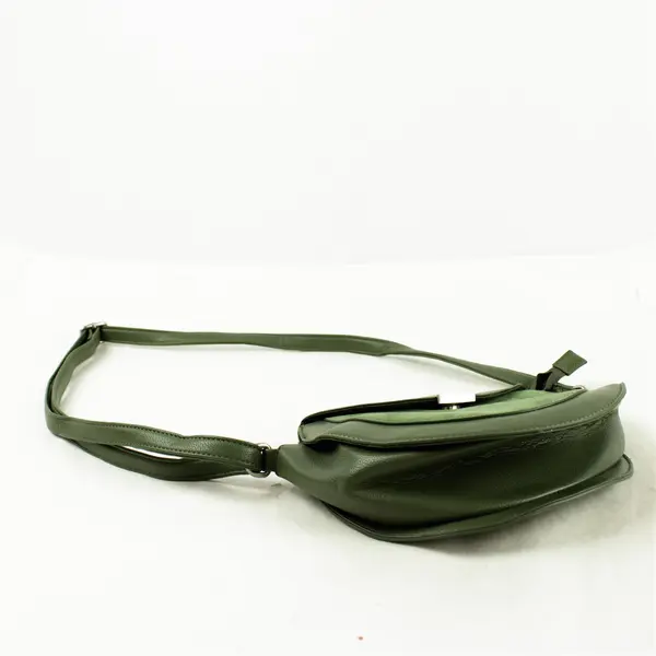 Small Green Shoulder Bag W/Adjustable Strap  Zipper and Pocket in the Front
