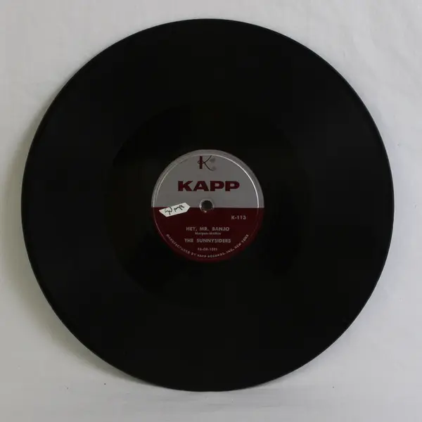 The SUNNYSIDERS on Kapp K-113 - Hey Mr. Banjo / Zoom Zoom Zoom
