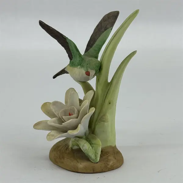 Royal Heritage Birds in Flight Hummingbird's Odyssey Collection Flight to Spring
