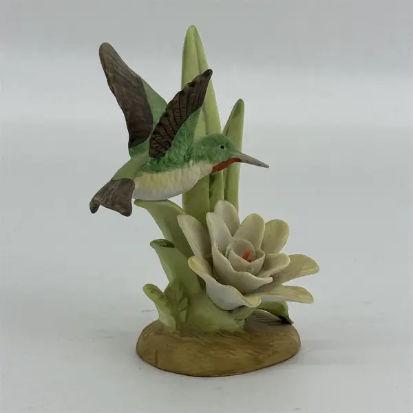 Royal Heritage Birds in Flight Hummingbird's Odyssey Collection Flight to Spring
