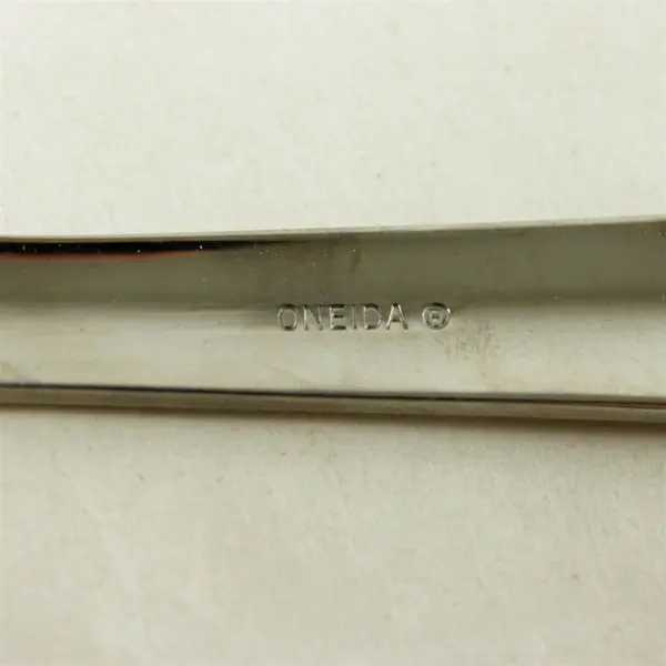 Set of 3 Oneida Banbury Stainless Medium Solid Meat Serving Forks