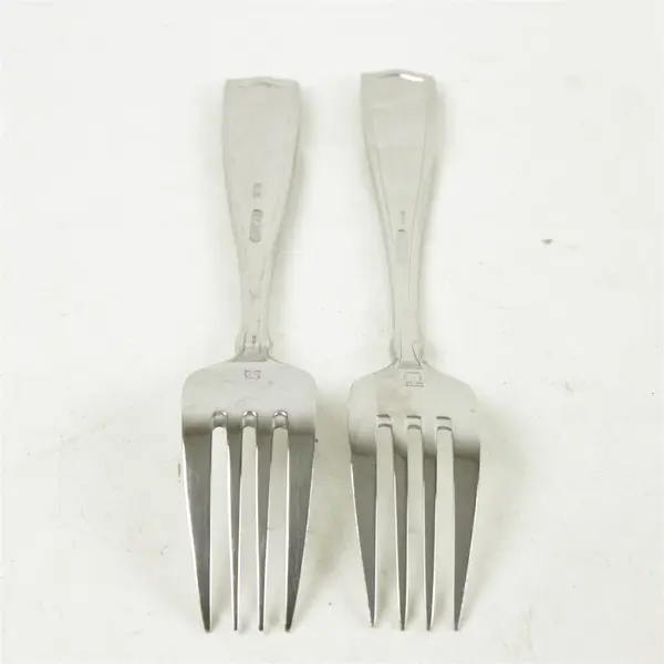 Set of 2 Oneida Carolina Stainless Medium Solid Cold Meat Serving Forks