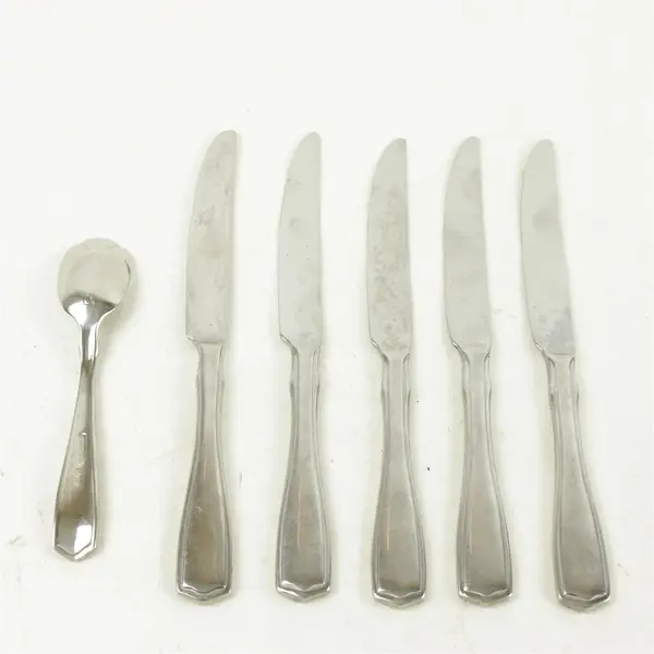 Lot of 6 Oneida Carolina Stainless 5 Solid Knives & A Sugar Spoon