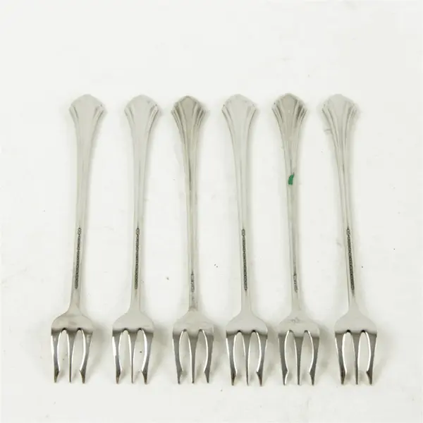 Set of 6 Oneida Rembrandt Stainless Cocktail/Seafood Forks