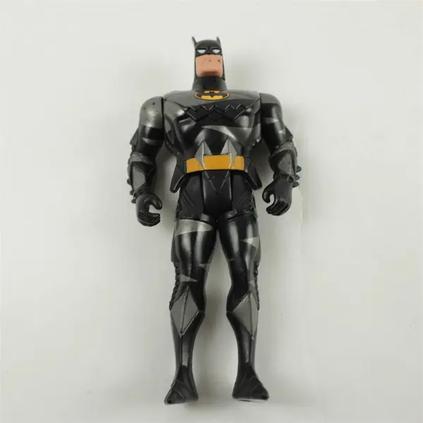 Kenner 1995 Batman Action Figure Silver & Black Yellow Utility Belt Vintage