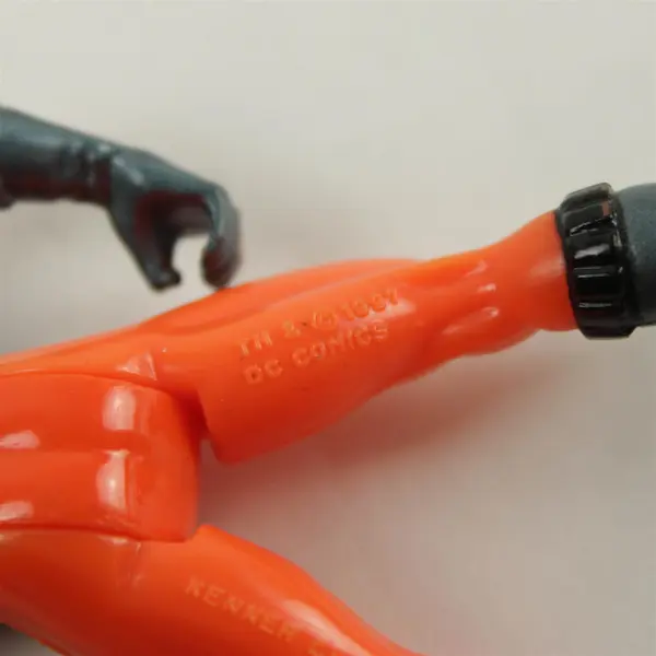 Kenner 1997 Batman & Robin Blade Blast Robin Action Figure