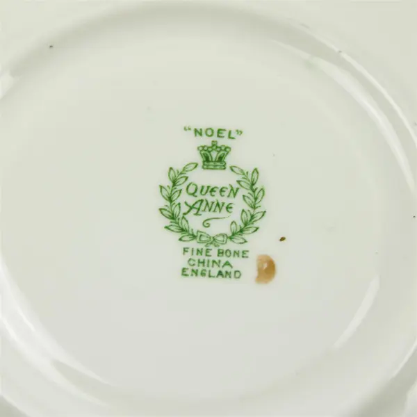 Queen Anne England Noel Bone China Saucer Gold Rim
