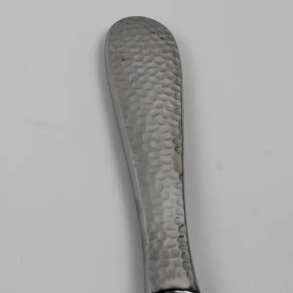 Lot Of 2 Wallace Silver Continental Hammered 18/0 SS Solid Dinner Knives 9.5"