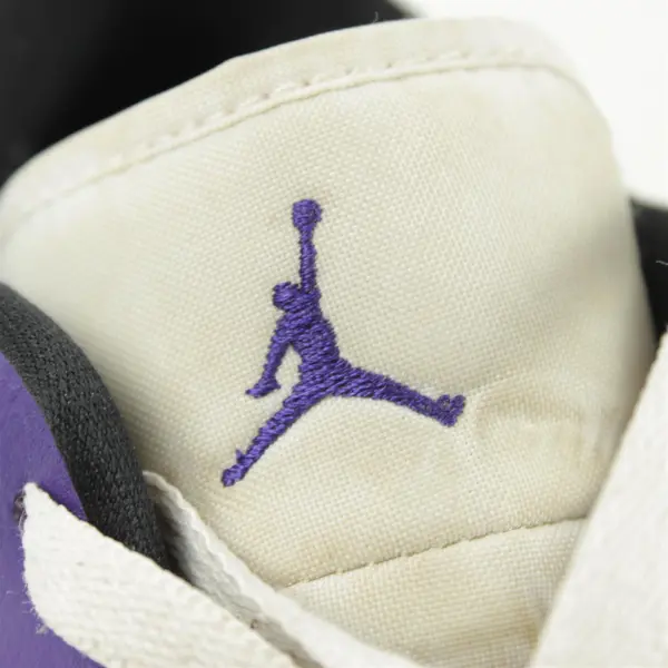 Air Jordan 1 Low Court Purple Size 6 Youth