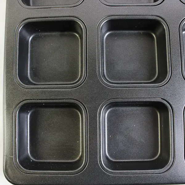 Metallic Brownie Pan 13" x 9.8" Nonstick 12 Squares