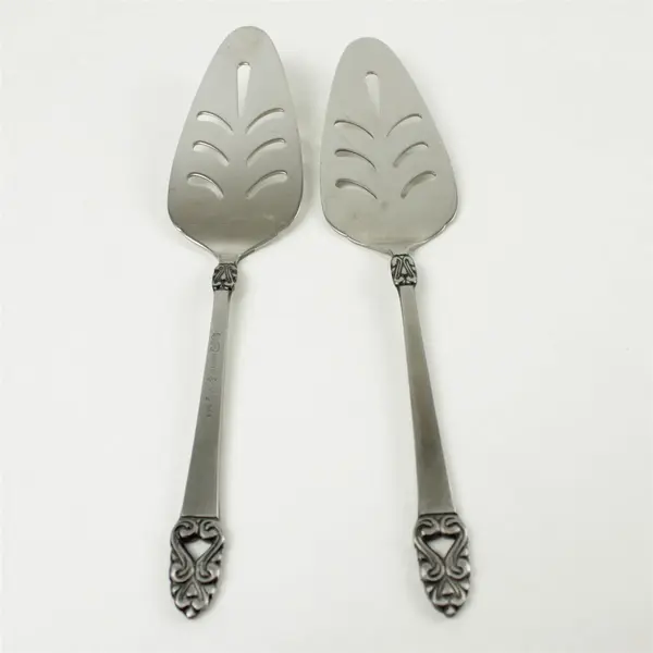 Set of 2 Grace Symphony Stainless Pierced Pie Servers