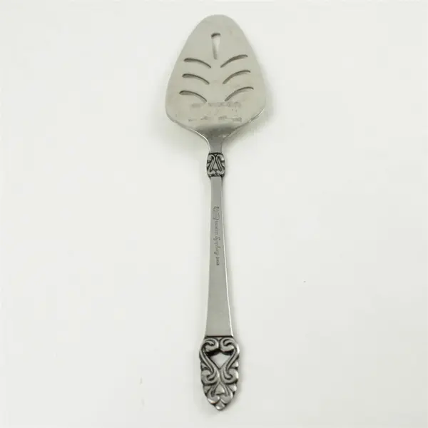 Set of 2 Grace Symphony Stainless Pierced Pie Servers