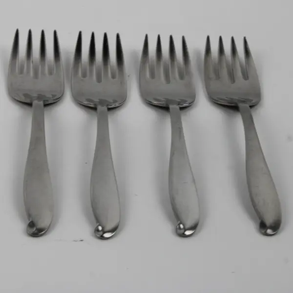Lot of 4 Wallace Silver Circe Pattern Stainless Salad Forks 6" Long Good
