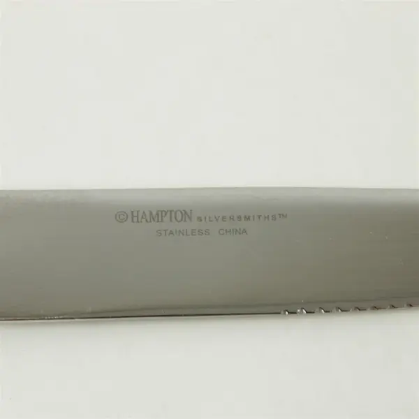 Set of 4 Hampton Silversmiths Nobility Stainless Solid Handle Steak Knives