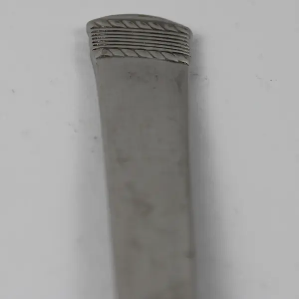 Lot of 4 Wallace Silver Coin Edge Pattern 18/10 SS Oval Soup Spoons 7.5" Good