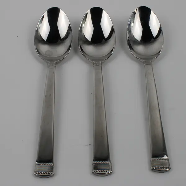 Lot of 3 Wallace Silver Coin Edge Pattern 18/10 SS Oval Soup Spoons 7.5" Good