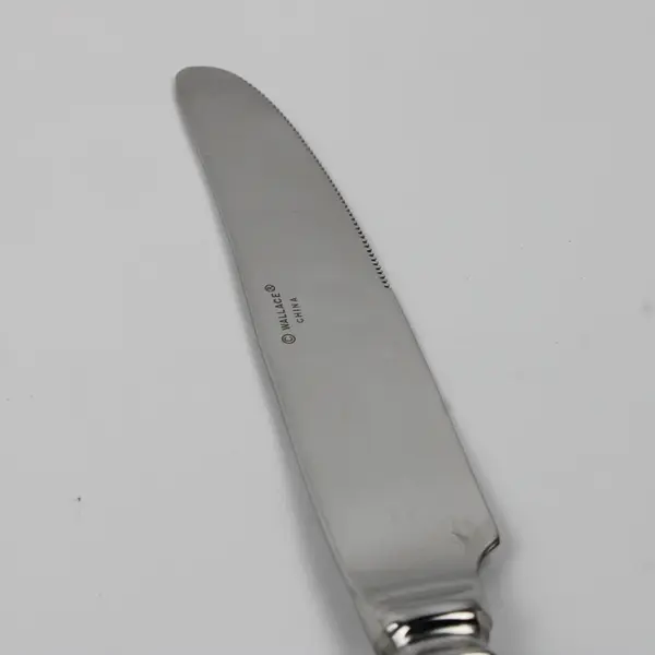 Lot of 7 Wallace Silver Chardonnay Pattern 18/10 SS Dinner Knives 9.5" Good