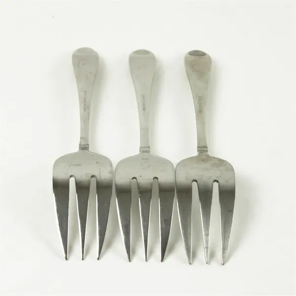 Set of 3 Oneida Satin Garnet Stainless Medium Solid Cold Meat Serving Forks