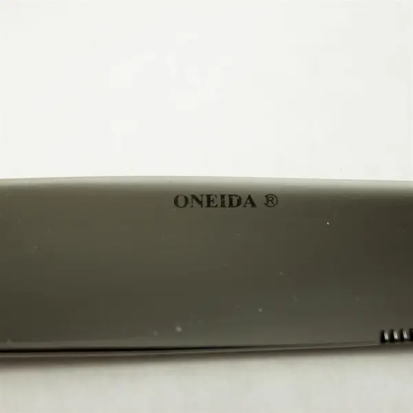 Set of 5 Oneida Satin Garnet Stainless "New French" Solid Knives