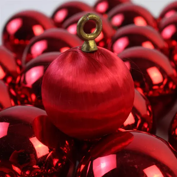 Lot of 34 Unbranded Small Red Round Christmas Ornaments 2" Assorted