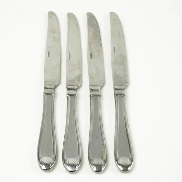 Set of 4 Oneida Satin Garnet Stainless "New French" Solid Knives