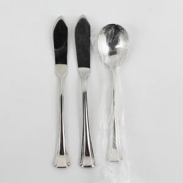 Lot of 3  Oneida Bordeaux Stainless Sugar Spoon & 2 Flat Handle Butter Knives