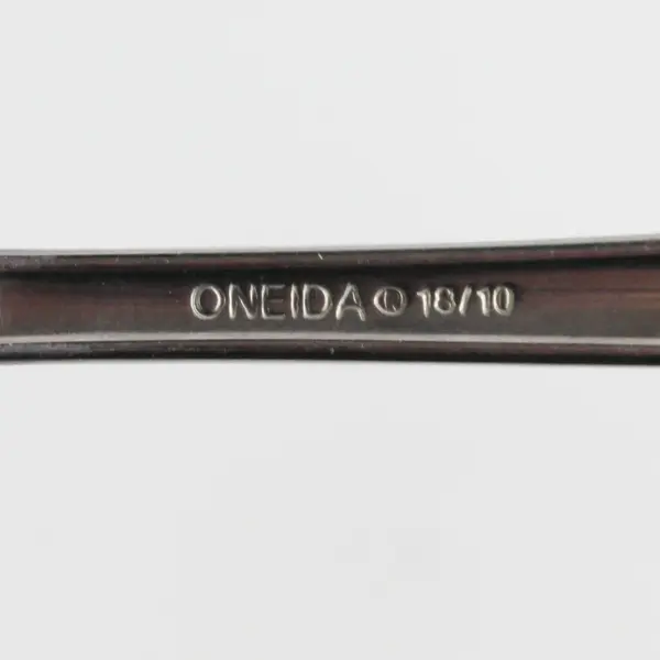 Lot of 3  Oneida Bordeaux Stainless Sugar Spoon & 2 Flat Handle Butter Knives