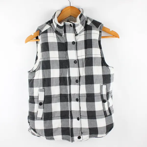 Skies are Blue Women's S Black & White Plaid Fleece Lined Snap Button Vest