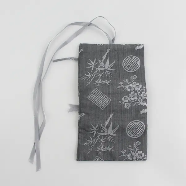 Red Blossom Grey Satin Travel Jewelry Roll Organizer Compact 4.5x3x1