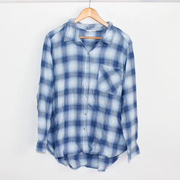 Lot of 2 Time and True Women's XXXL(22) Blue/Red Plaid Button Up Collared Shirts