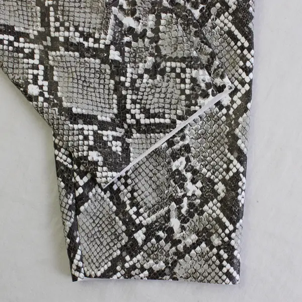 H&M Gray Snakeskin Print Leggings Women's Size Medium