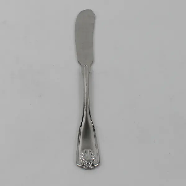 A Wallace Silver Coquille Pattern 18/8 SS Butter Knife 7.25" Rare HTF