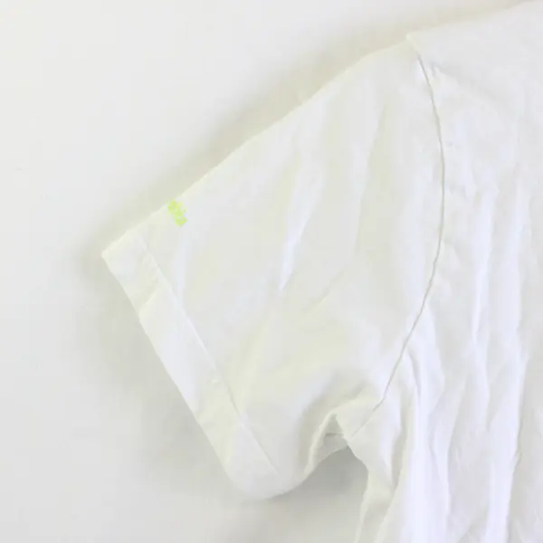 Columbia White Short-Sleeved Crew Neck Graphic T-Shirt Women's Small