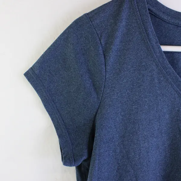 Xersion Blue V-Neck Short-Sleeved Athletic T-Shirt Women's Small