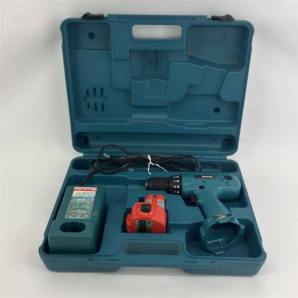 Makita 6213D 12V Cordless Drill, 1 Battery, Charger, And Case Untested