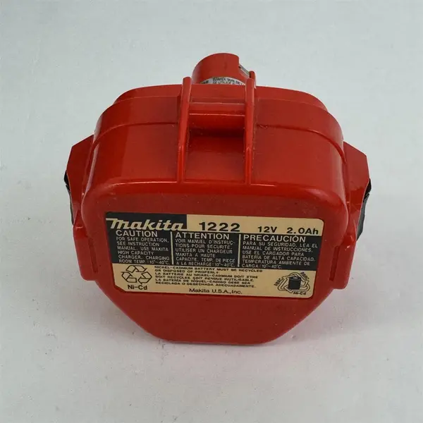 Makita 6213D 12V Cordless Drill, 1 Battery, Charger, And Case Untested