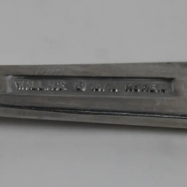 Lot of 4 Wallace Silver Julienne Pattern 18/10 SS Oval Soup Spoons 7.5" Good